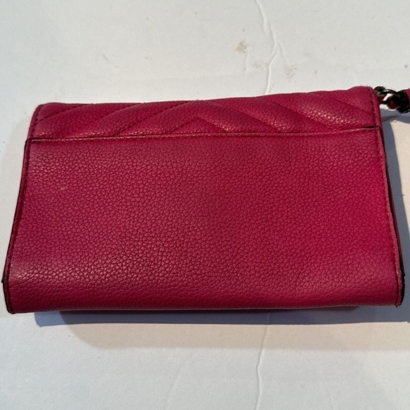 Victoria Secrets Pink wallet purse With Handle And Lips - Picture 2 of 3